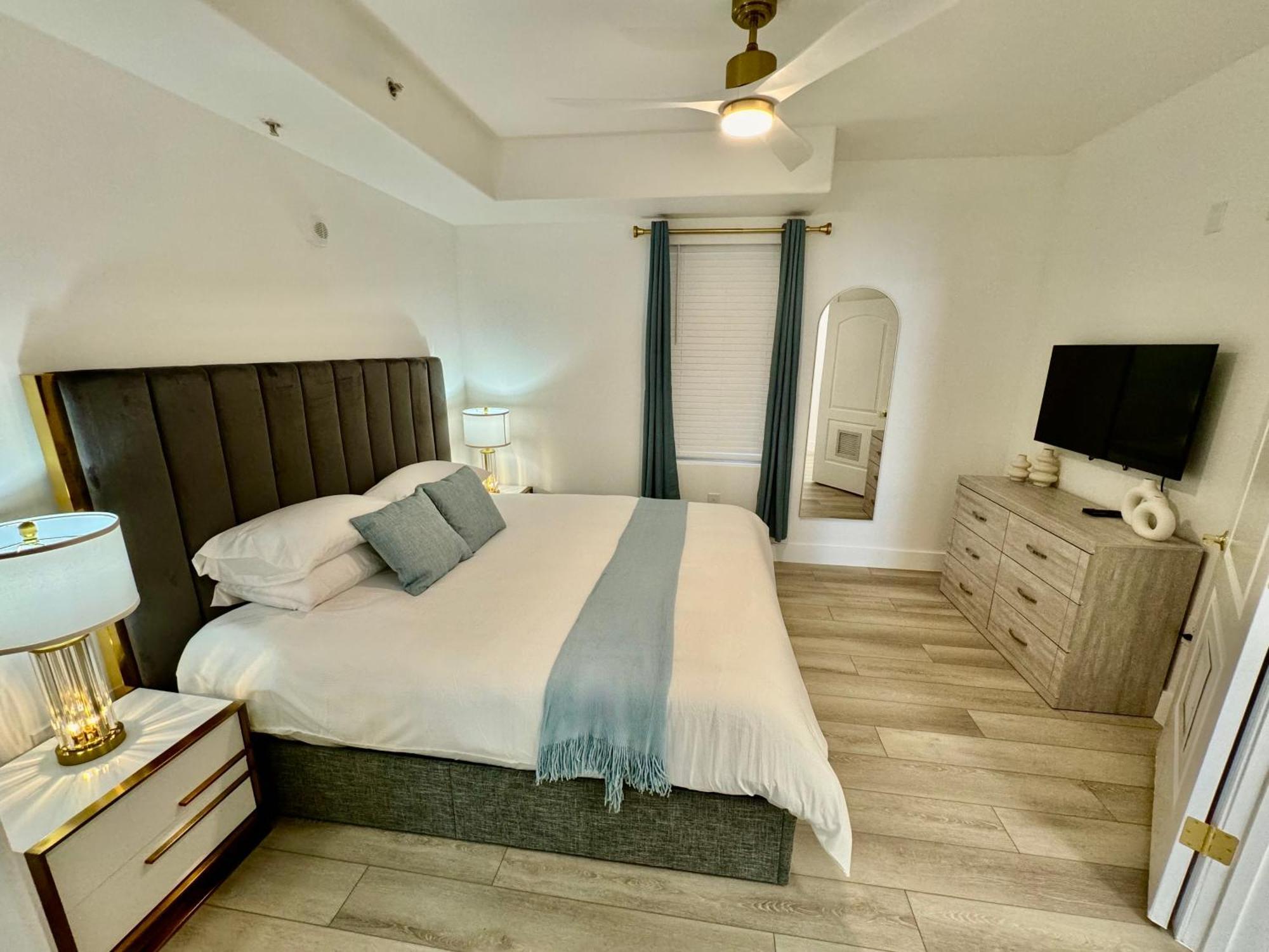 Balcony King Suite - Lake & Pool View Ορλάντο Εξωτερικό φωτογραφία