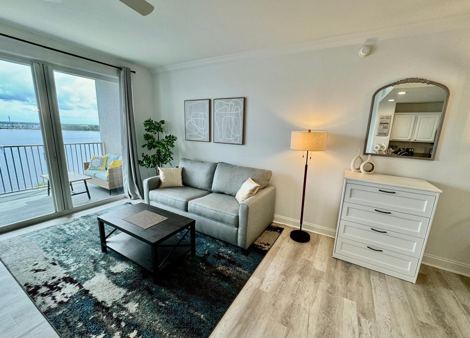 Balcony King Suite - Lake & Pool View Ορλάντο Εξωτερικό φωτογραφία