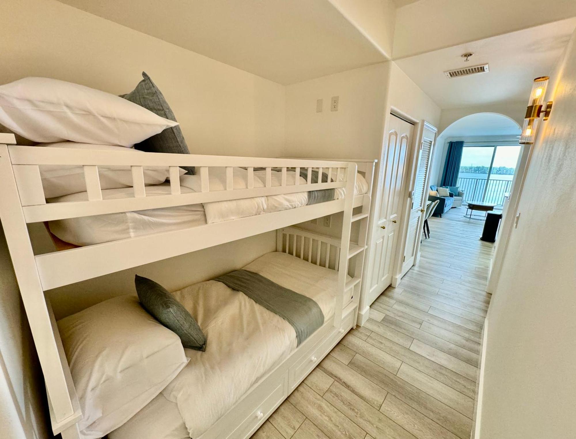 Balcony King Suite - Lake & Pool View Ορλάντο Εξωτερικό φωτογραφία